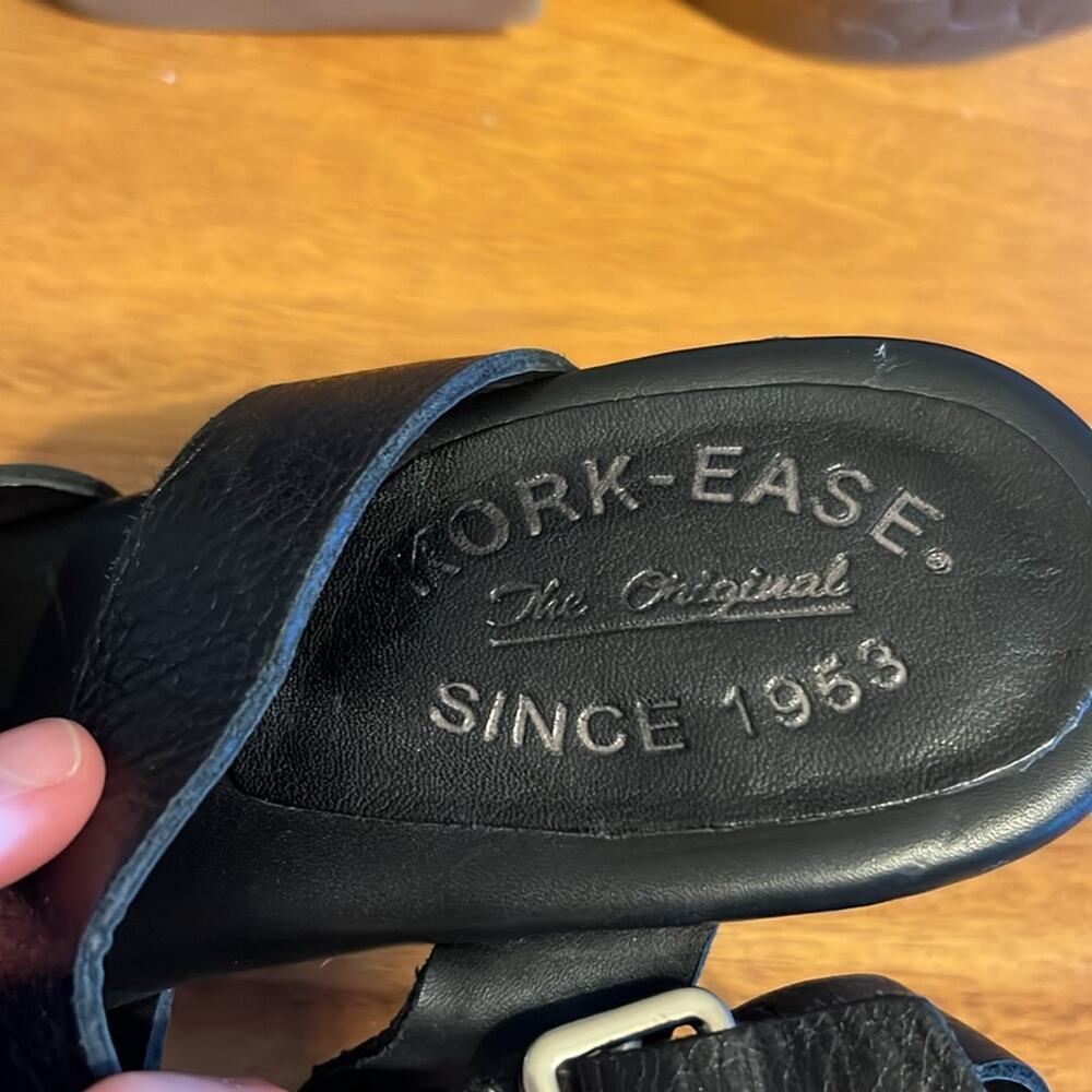 Kork Ease heeled sandals.  Size 8 - Picture 6 of 7